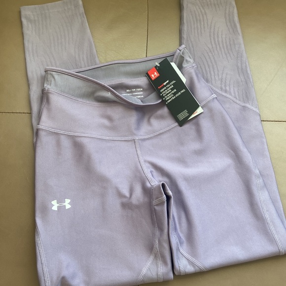 UA Jacquard Ankle Crop in Flint (NWT) - Picture 8 of 8